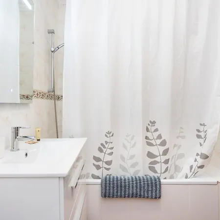 Buho Cristianos Lejlighed *