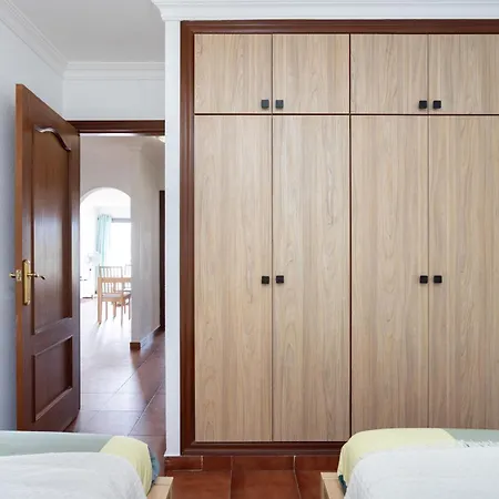 Buho Cristianos Apartman *