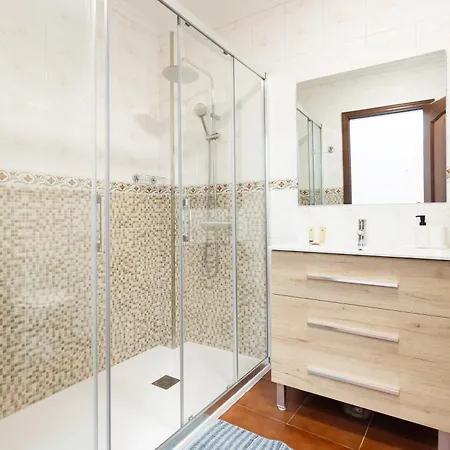 Buho Cristianos Apartman