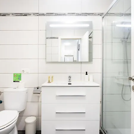 Buho Cristianos Apartman